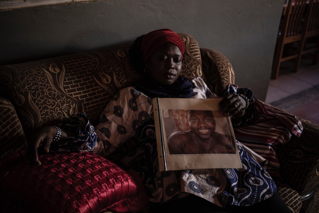 New work from ‘Gambia – victims, and resisters’ series: LT. Ebou Lowe’s sister, Zainab Lowe-Baldeh ©Jason Florio / Helen Jones-Florio